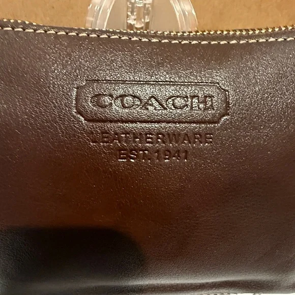 Coach Vintage Y2K Leather Wristlet (with leather tassel & metal hangtag)(EUC) - Picture 5 of 12